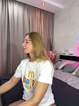 Milf Tea online show from January 2025 01:11:02 AM