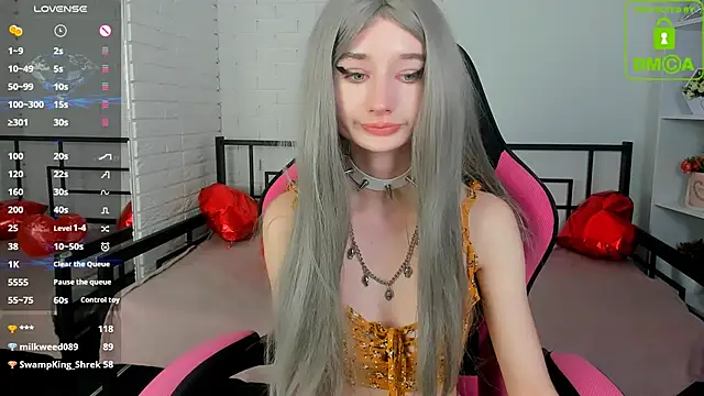 Katia Kim online show from February 2025 09:43:01 AM