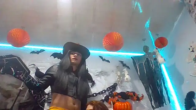 Snapshot of latintransbigcum chatting on October 2025 02:28:01 PM latintransbigcum online show from October 2025 02:28:01 PM