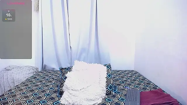 Snapshot of MIA_luxce29 chatting on November 2025 03:29:02 AM MIA luxce29 online show from November 2025 03:29:02 AM