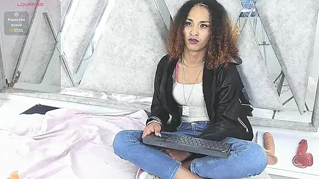 StefanyMiler online show from December 2024 10:01:02 AM