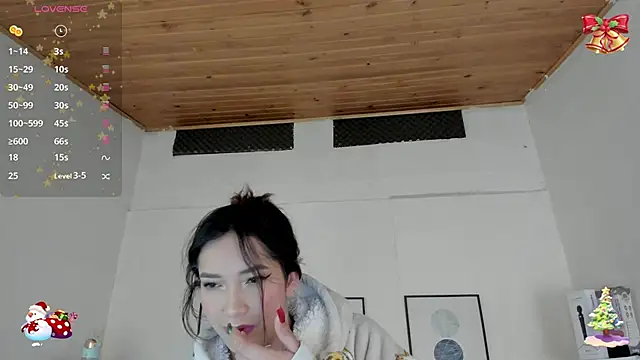 cristal  hot 1 online show from December 2024 10:06:02 AM