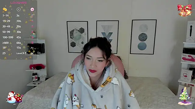 cristal  hot 1 online show from December 2024 07:07:02 AM