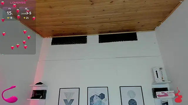 cristal  hot 1 online show from January 2025 10:11:02 AM