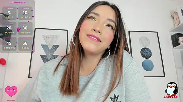 cristal  hot 1 online show from February 2025 07:12:02 AM