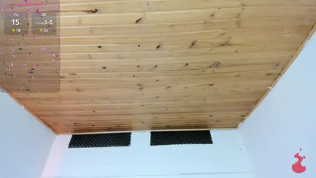 cristal  hot 1 online show from March 2025 04:08:02 AM