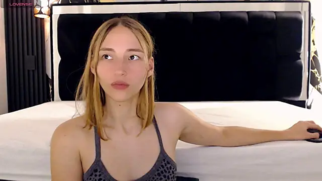 WhiteSun 01 online show from December 2024 03:46:01 PM