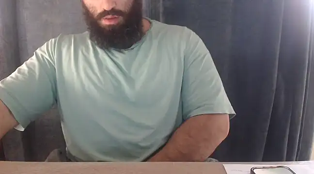 hugemachohandsome online show from December 2024 12:36:01 PM