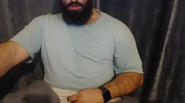 hugemachohandsome online show from December 2024 09:46:01 PM