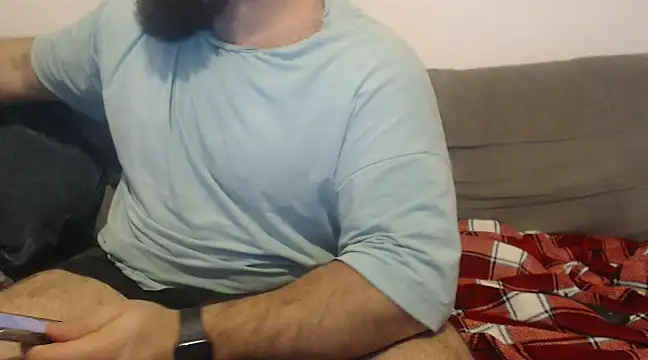 hugemachohandsome online show from December 2024 03:17:01 PM