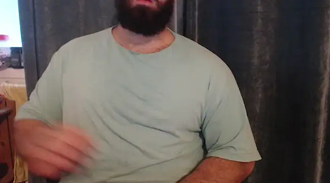 hugemachohandsome online show from December 2024 01:40:02 PM