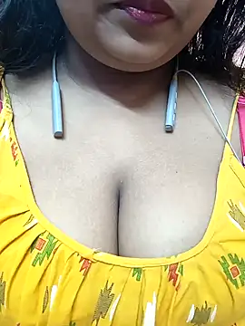 Sophiaboudi online show from January 2025 05:24:01 PM