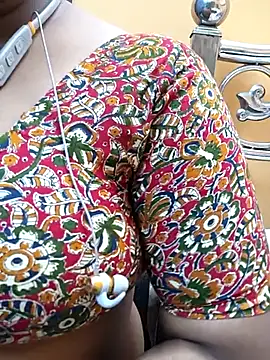 Sophiaboudi online show from March 2025 05:03:02 PM