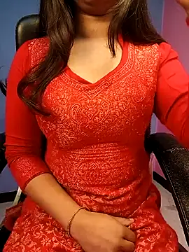 Snapshot of Aditi_1 chatting on January 2025 11:43:02 PM Aditi 1 online show from January 2025 11:43:02 PM