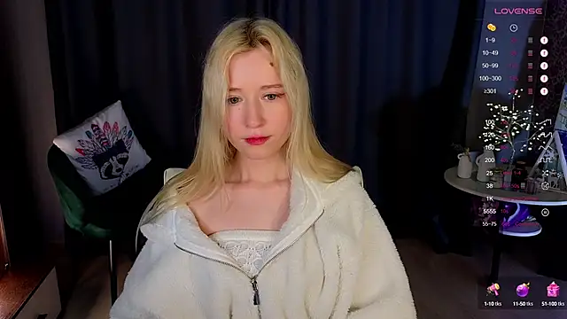 Snapshot of Arveni chatting on January 2025 12:49:02 AM Arveni online show from January 2025 12:49:02 AM