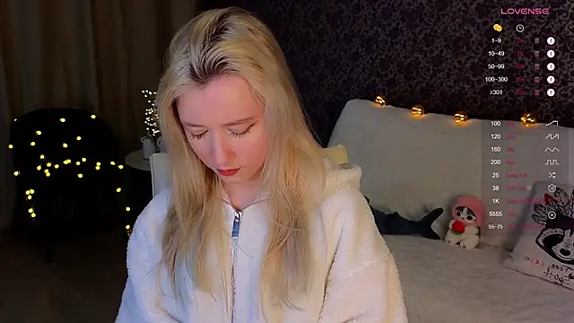 Snapshot of Arveni chatting on January 2025 06:32:02 PM Arveni online show from January 2025 06:32:02 PM