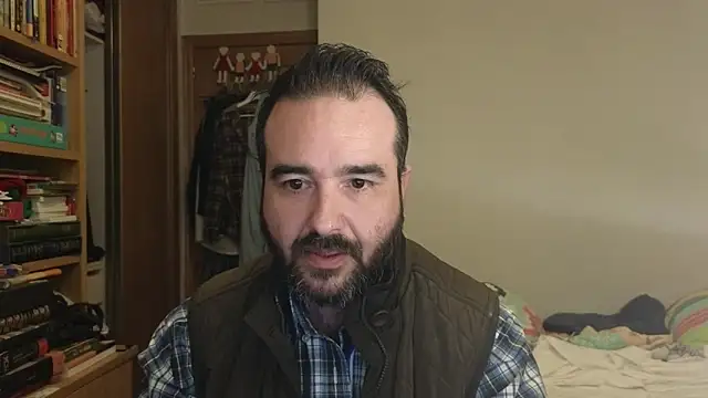 curiosillo83 online show from November 2025 11:32:02 AM