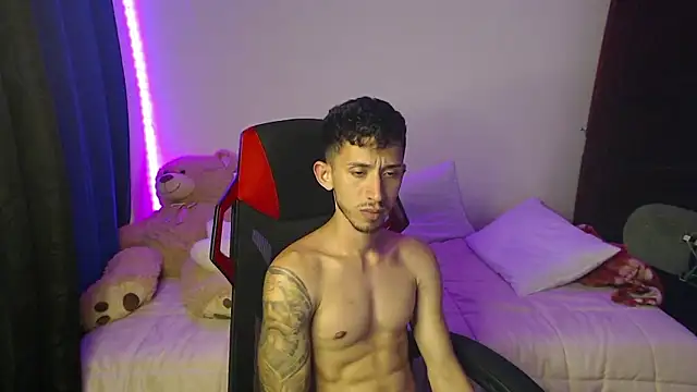 stevenSEX123 online show from December 2024 04:12:01 AM