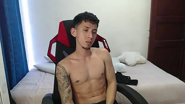 stevenSEX123 online show from March 2025 04:47:02 AM