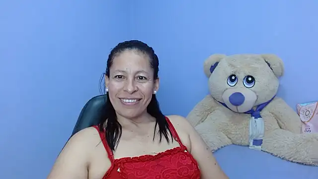 Snapshot of mature_martina chatting on February 2025 11:06:01 PM mature martina online show from February 2025 11:06:01 PM