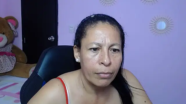 Snapshot of mature_martina chatting on February 2025 10:30:01 PM mature martina online show from February 2025 10:30:01 PM