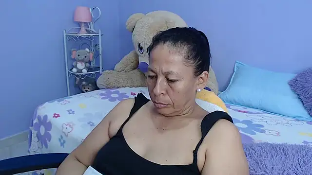 Snapshot of mature_martina chatting on February 2025 04:50:01 AM mature martina online show from February 2025 04:50:01 AM