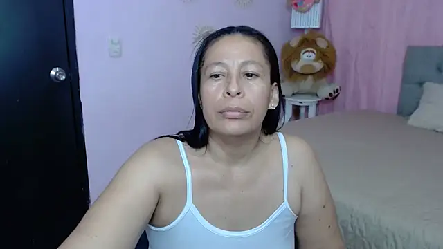 Snapshot of mature_martina chatting on October 2025 10:23:02 AM mature martina online show from October 2025 10:23:02 AM