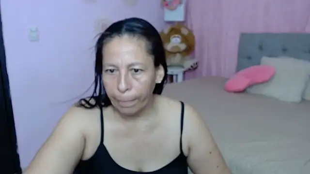 Snapshot of mature_martina chatting on October 2025 10:29:02 PM mature martina online show from October 2025 10:29:02 PM