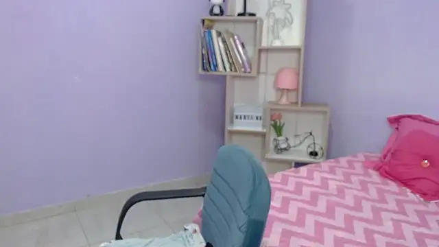 Snapshot of mature_martina chatting on October 2025 11:05:01 AM mature martina online show from October 2025 11:05:01 AM