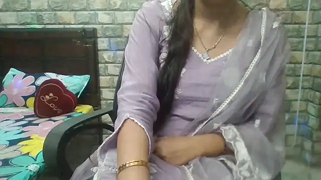 Sexy iknoor online show from November 2025 04:34:01 AM