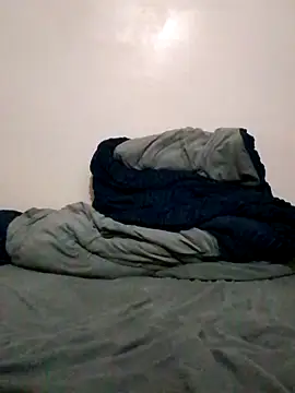 Snapshot of pretty-donna chatting on November 2025 12:17:01 PM pretty-donna online show from November 2025 12:17:01 PM