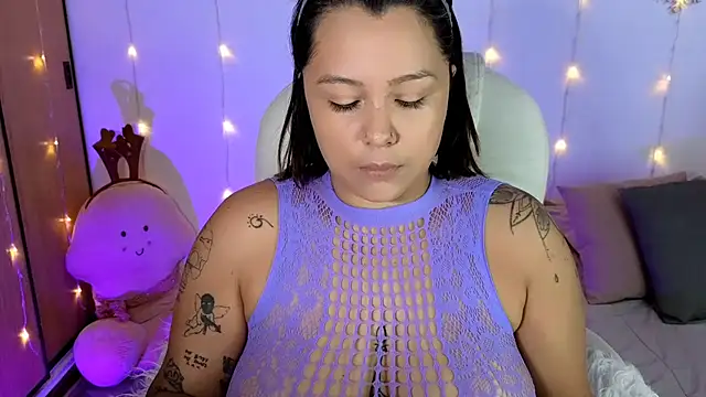 bigbooty-30 online show from December 2024 01:02:01 PM