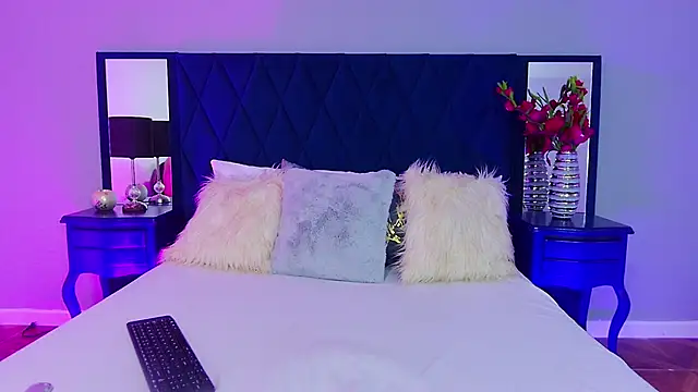 Margaret Saunders online show from January 2025 06:49:01 PM