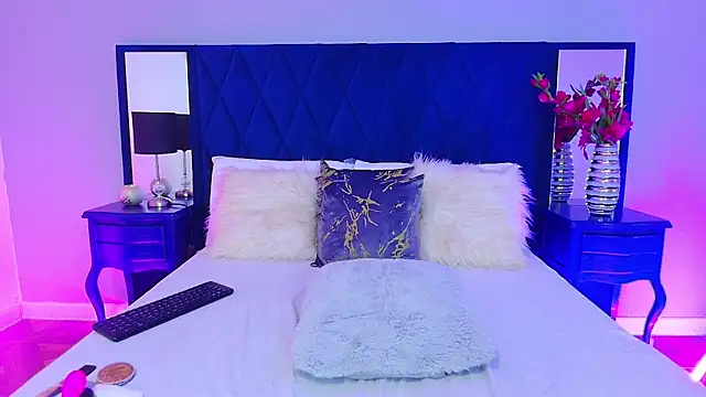 Margaret Saunders online show from February 2025 10:15:01 PM