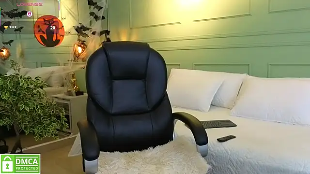 kataliina   online show from October 2025 11:44:01 AM