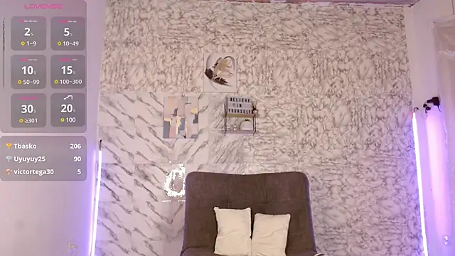 Snapshot of VALERIADREMS chatting on February 2025 04:14:02 PM VALERIADREMS online show from February 2025 04:14:02 PM