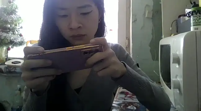 CarlyJoy online show from January 2025 06:49:02 AM