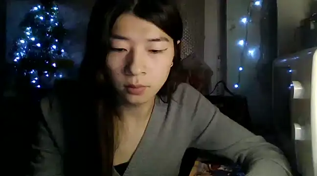 CarlyJoy online show from January 2025 06:49:01 PM