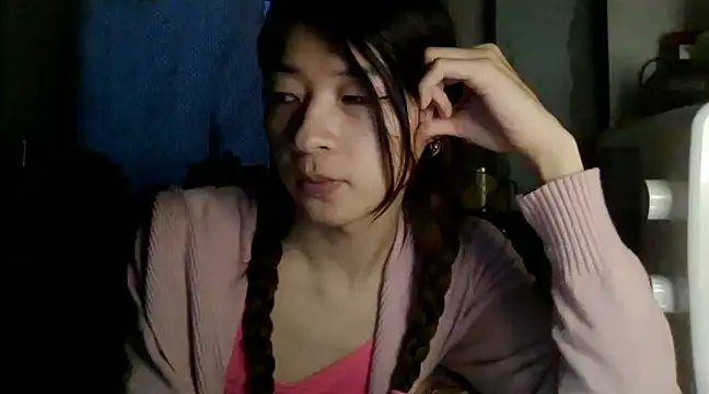 CarlyJoy online show from January 2025 12:48:02 PM