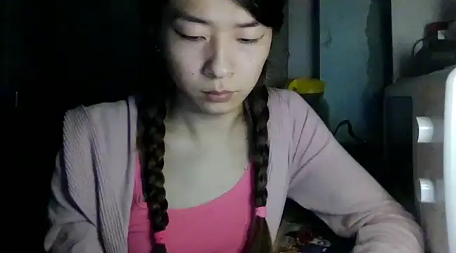 CarlyJoy online show from January 2025 03:51:01 PM