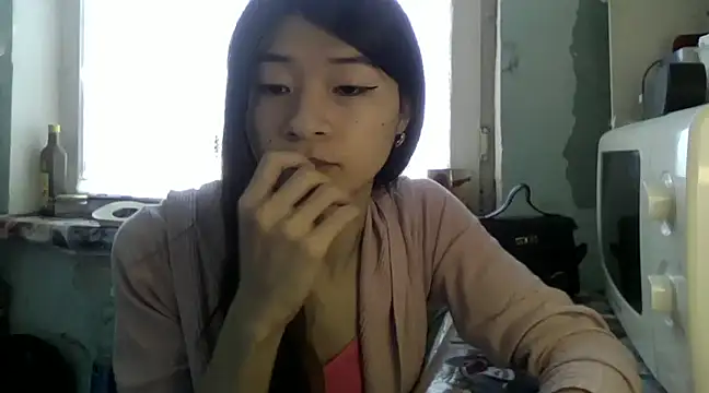CarlyJoy online show from February 2025 10:14:02 AM