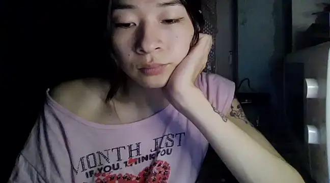CarlyJoy online show from March 2025 05:45:02 PM