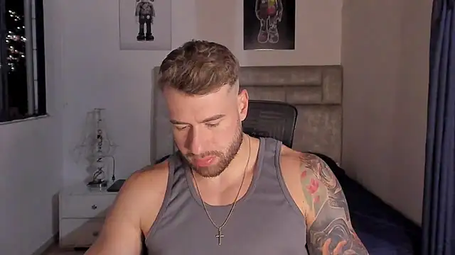 Snapshot of paul_rogerr chatting on October 2025 02:26:01 AM paul rogerr online show from October 2025 02:26:01 AM