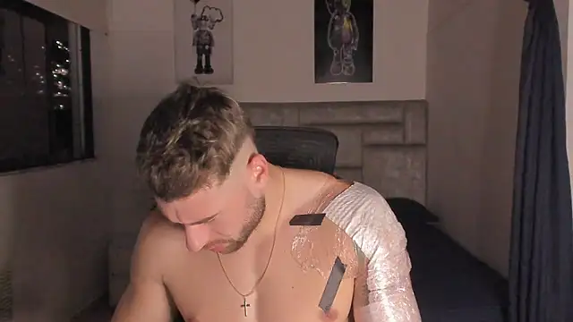 Snapshot of paul_rogerr chatting on October 2025 06:04:02 AM paul rogerr online show from October 2025 06:04:02 AM