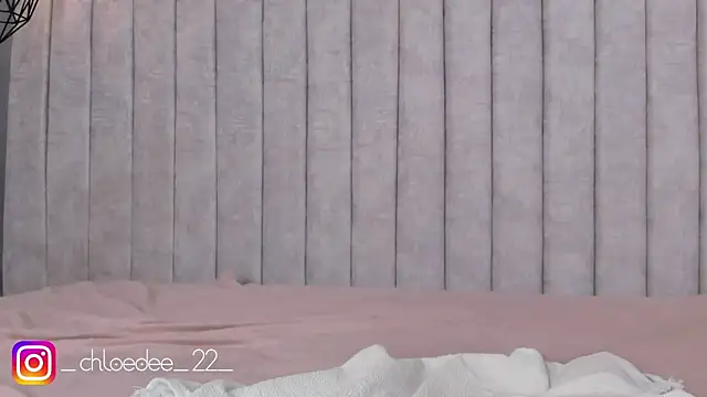 chloe d online show from December 2024 01:41:02 PM