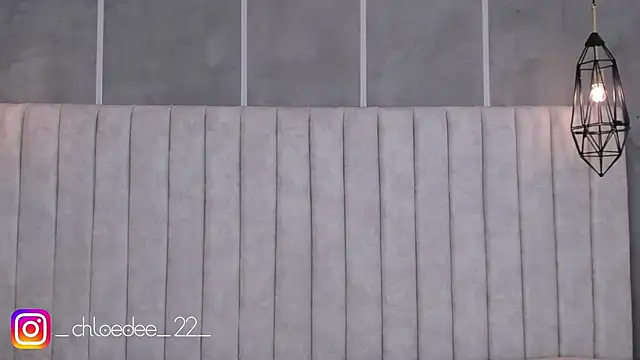 chloe d online show from January 2025 11:22:01 AM