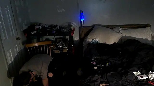 Bi curious86 online show from November 2025 02:34:01 AM