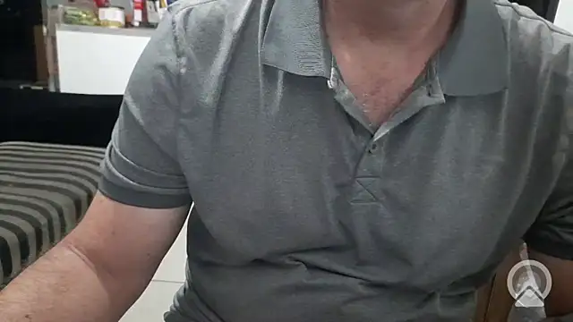 Snapshot of Ivanxx712 chatting on October 2025 12:57:01 AM Ivanxx712 online show from October 2025 12:57:01 AM