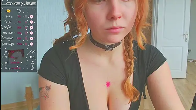 Snapshot of RubyLynxx chatting on December 2024 11:46:01 AM RubyLynxx online show from December 2024 11:46:01 AM