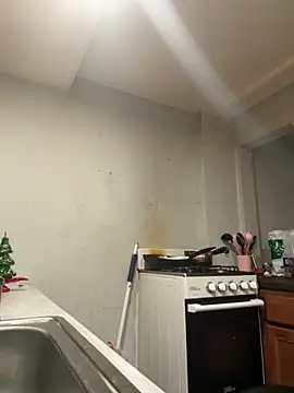 Snapshot of Mr_Hughcockslinger chatting on November 2025 03:38:01 AM Mr Hughcockslinger online show from November 2025 03:38:01 AM